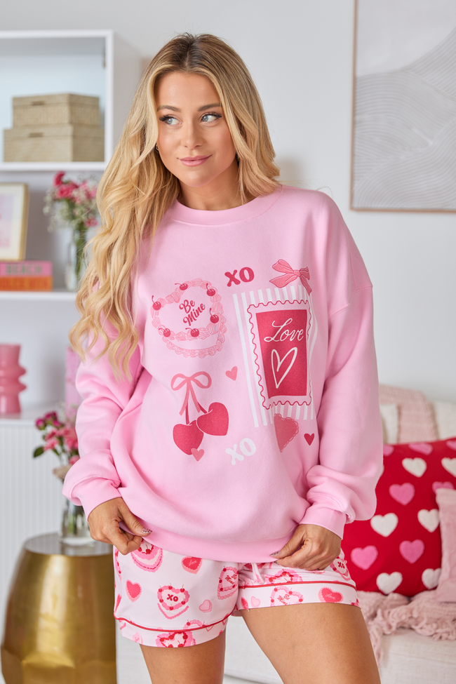 Love Icons Light Pink Graphic Sweatshirt