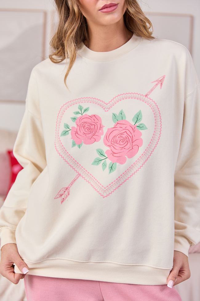 Heart Arrow Cream Graphic Sweatshirt